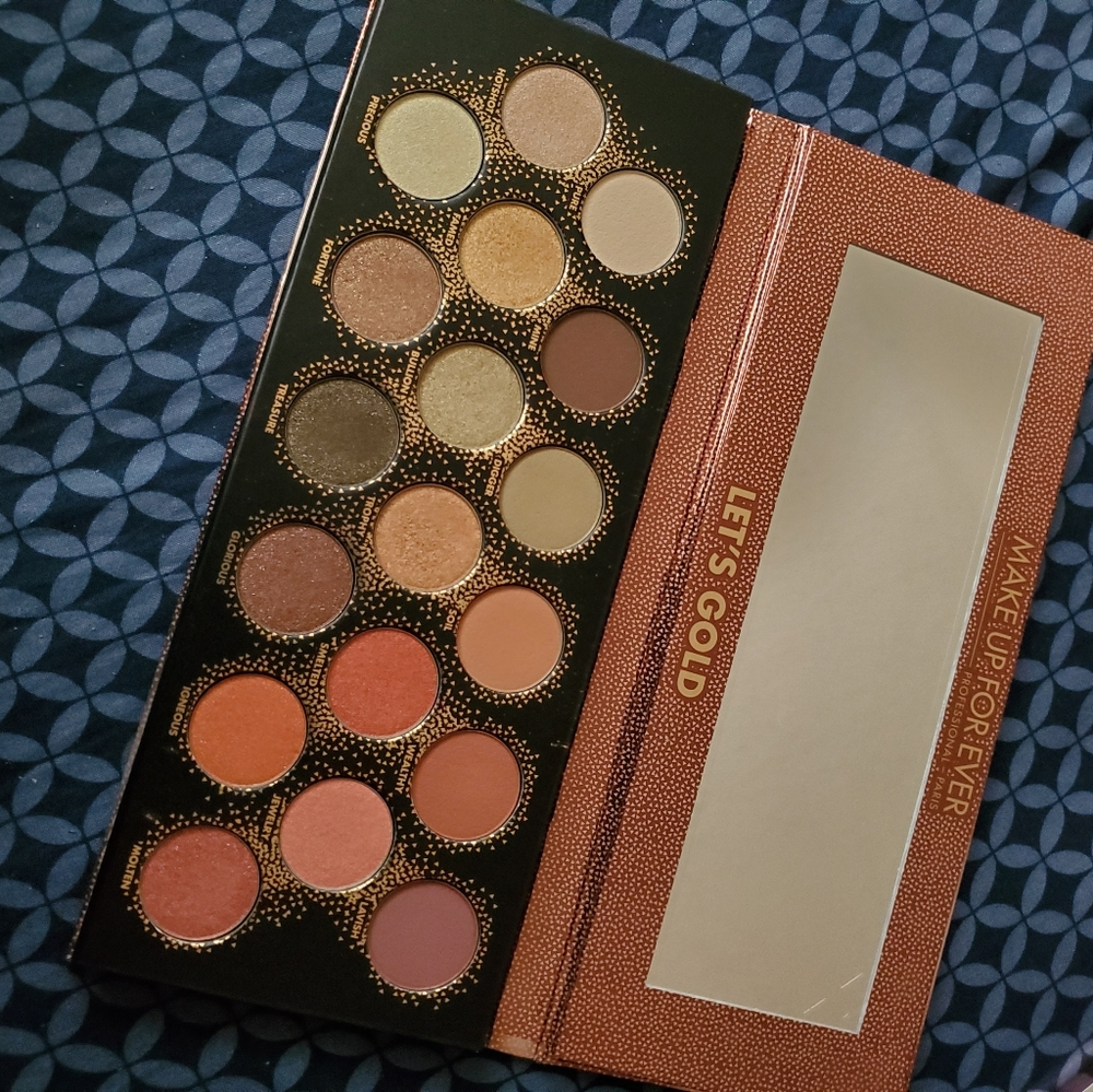 Let's Gold Makeup Forever palette